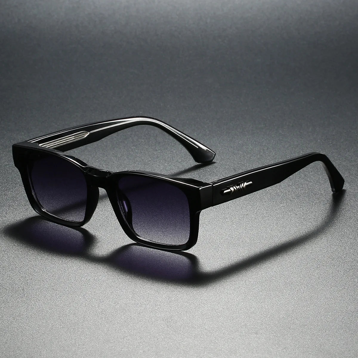 Quality Square Polarized