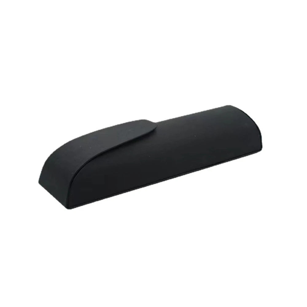 Black Clamshell Glasses Case