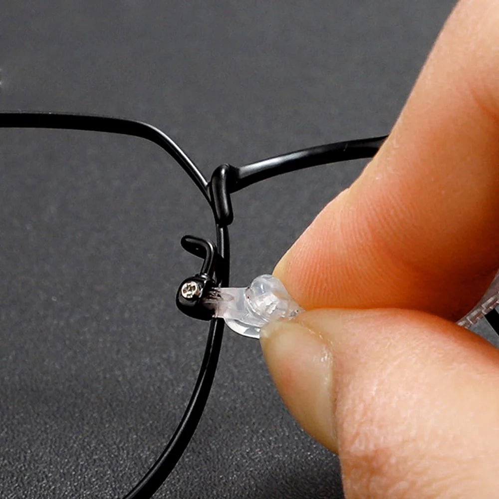 Nose Pads with Screwdriver